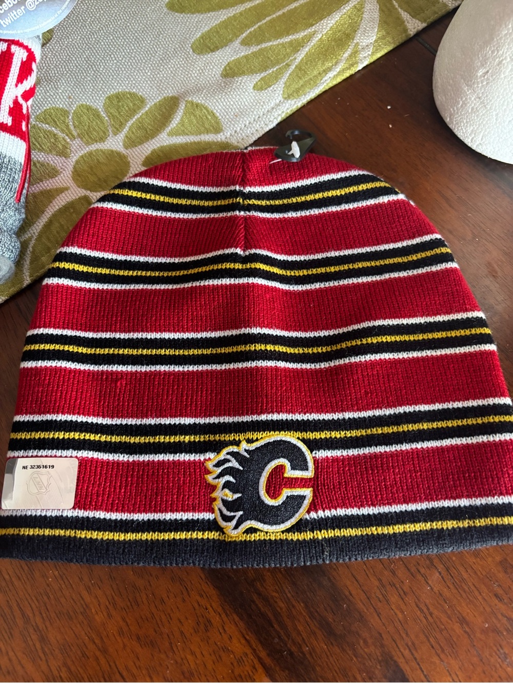 NHL Calgary Flames Red Black Yellow Striped Knit Beanie NWT Vintage style